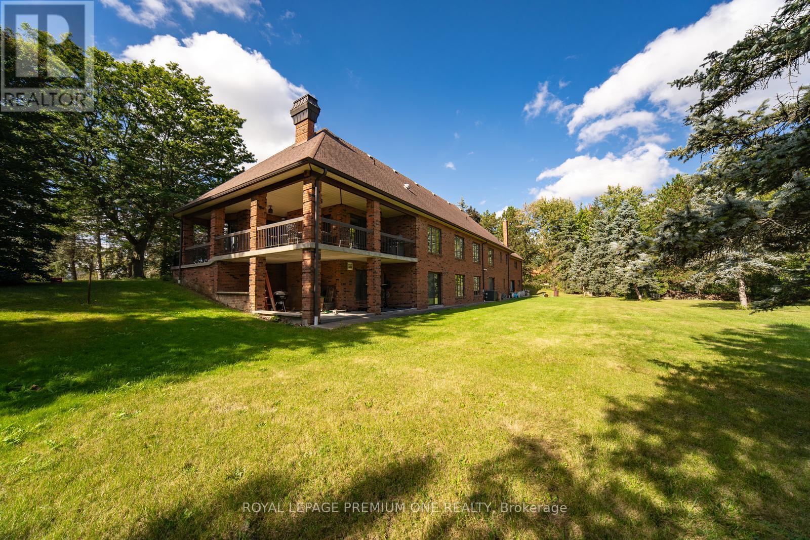 8 Beamish Court, Brampton, Ontario  L6P 0X8 - Photo 28 - W12540976