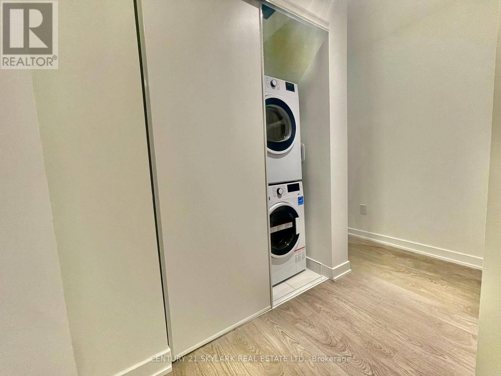 522 - 28 Ann Street, Mississauga, Ontario  L5G 3E1 - Photo 11 - W12540984