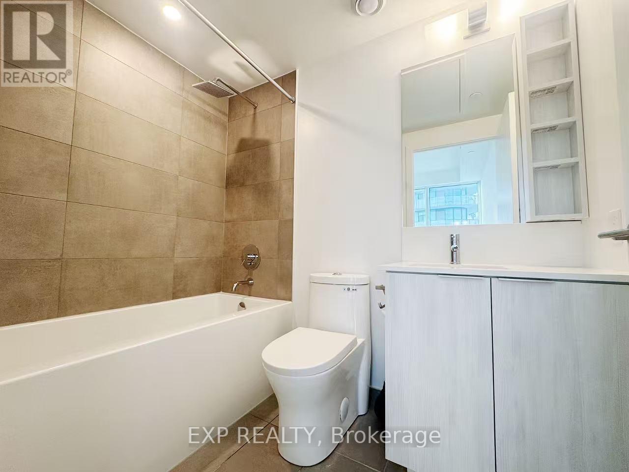 5811 - 8 Wellesley Street W, Toronto, Ontario  M4Y 0J5 - Photo 13 - C12531418