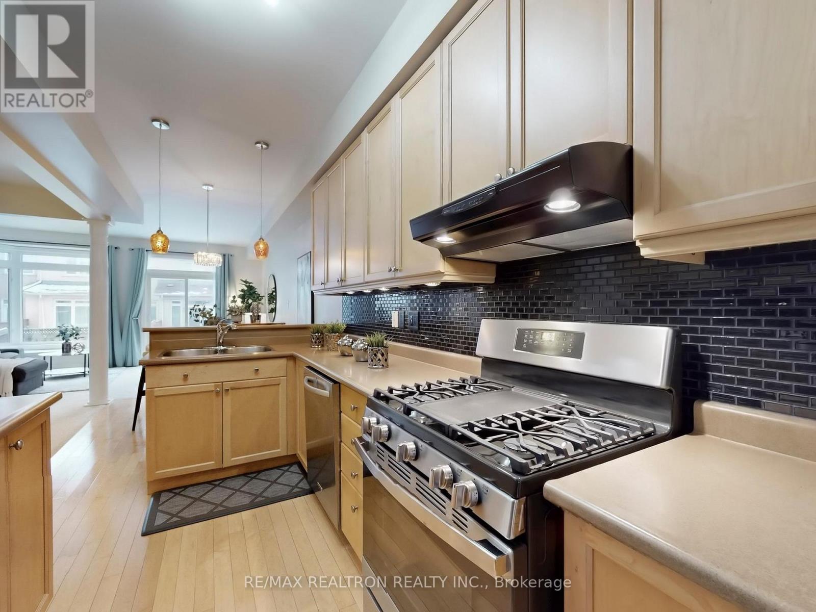 39 Venture Avenue, Richmond Hill, Ontario L4S 2P2 - Photo 22 - N12535824