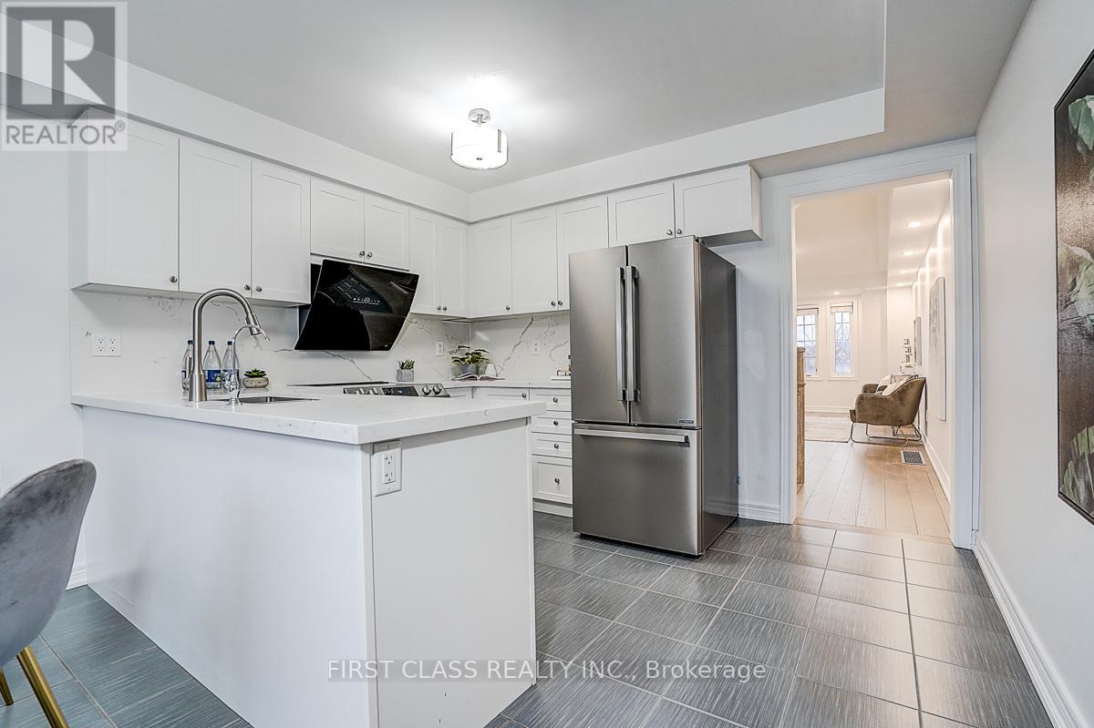 10008 Mccowan Road, Markham, Ontario  L6C 0N3 - Photo 19 - N12540812