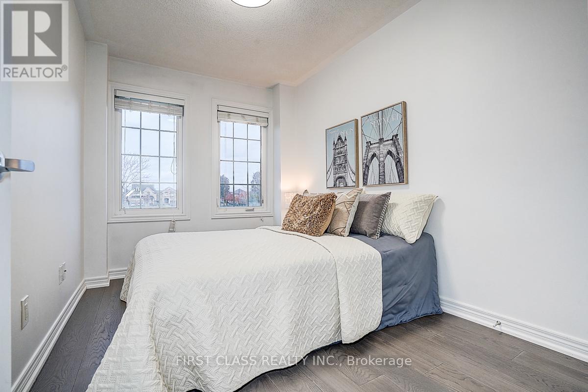 10008 Mccowan Road, Markham, Ontario  L6C 0N3 - Photo 4 - N12540812