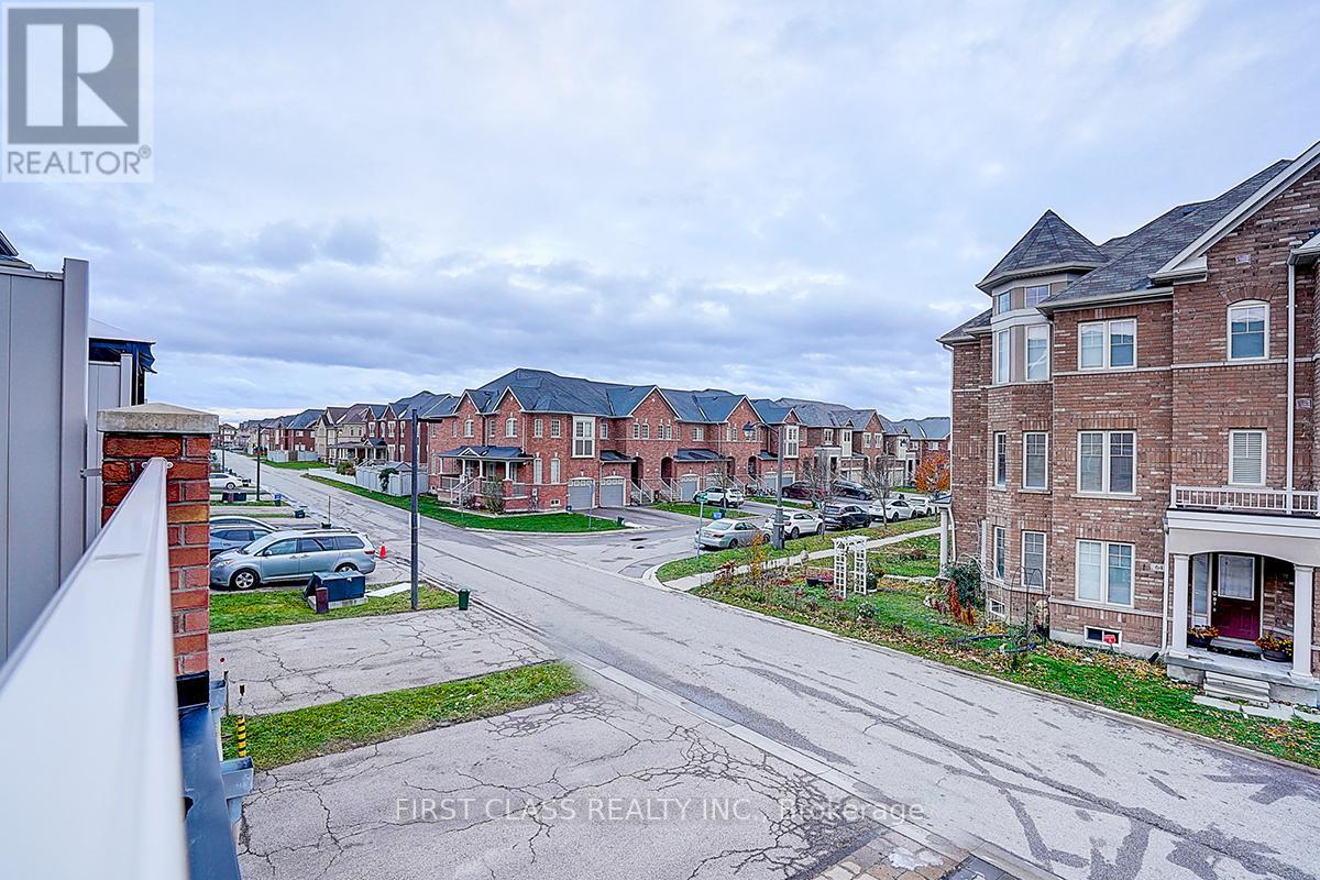 10008 Mccowan Road, Markham, Ontario  L6C 0N3 - Photo 24 - N12540812