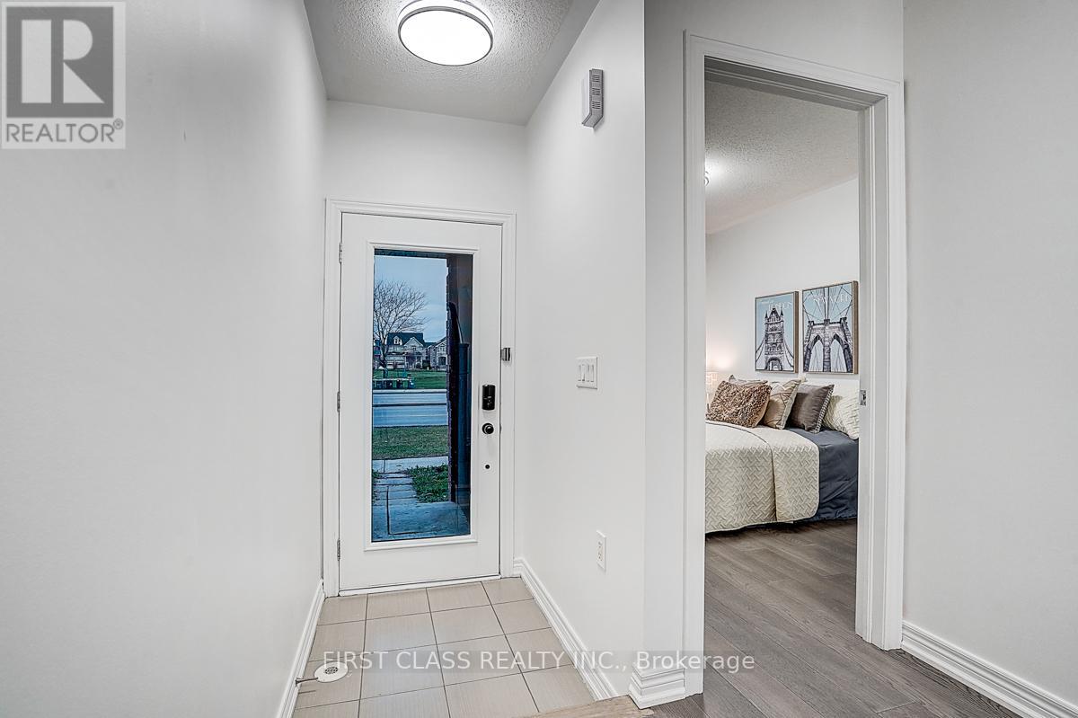 10008 Mccowan Road, Markham, Ontario  L6C 0N3 - Photo 2 - N12540812