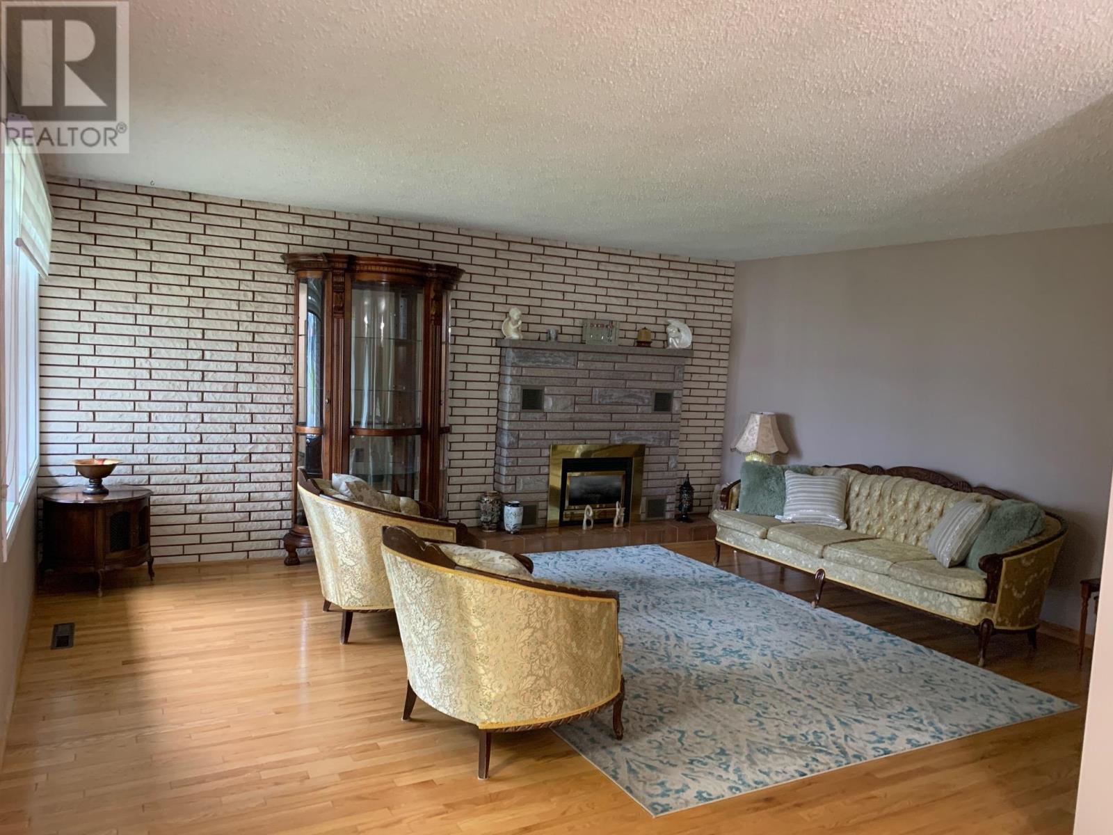 1325 Rosslyn Road, Thunder Bay, Ontario  P7E 6E1 - Photo 12 - TB253388