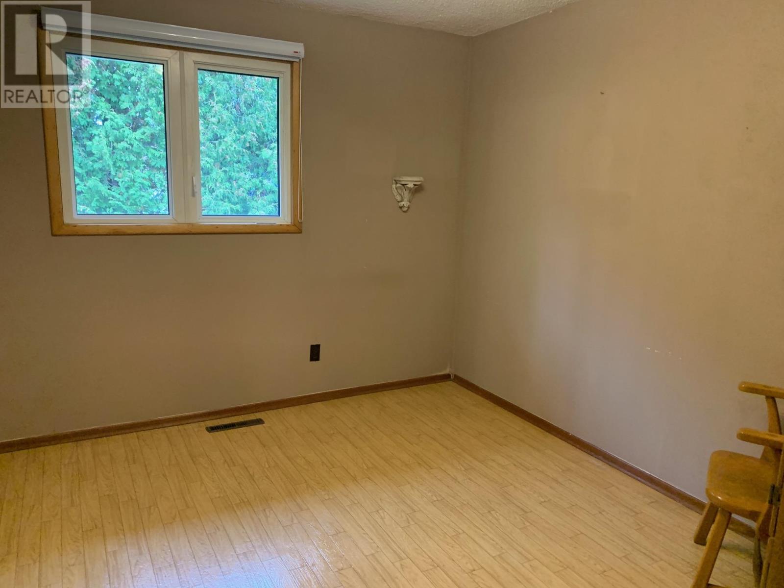 1325 Rosslyn Road, Thunder Bay, Ontario  P7E 6E1 - Photo 15 - TB253388