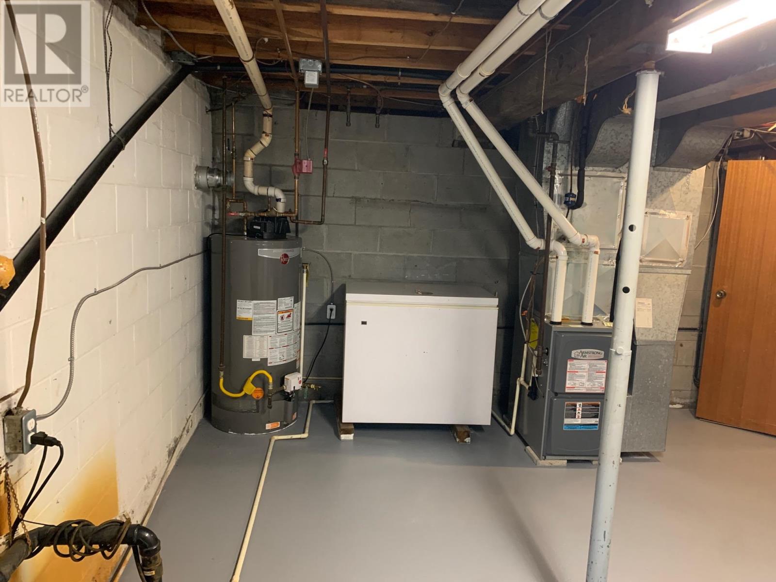 1325 Rosslyn Road, Thunder Bay, Ontario  P7E 6E1 - Photo 25 - TB253388