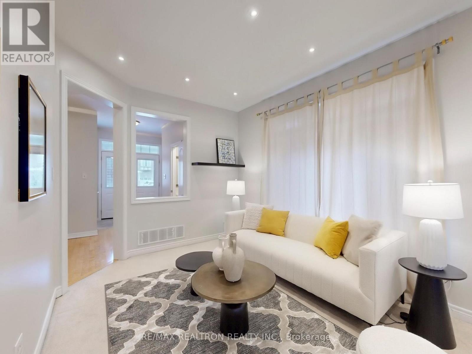 39 Venture Avenue, Richmond Hill, Ontario L4S 2P2 - Photo 6 - N12535824