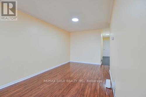 3274 Clara Drive, Mississauga, Ontario  L4T 2C7 - Photo 13 - W12528938