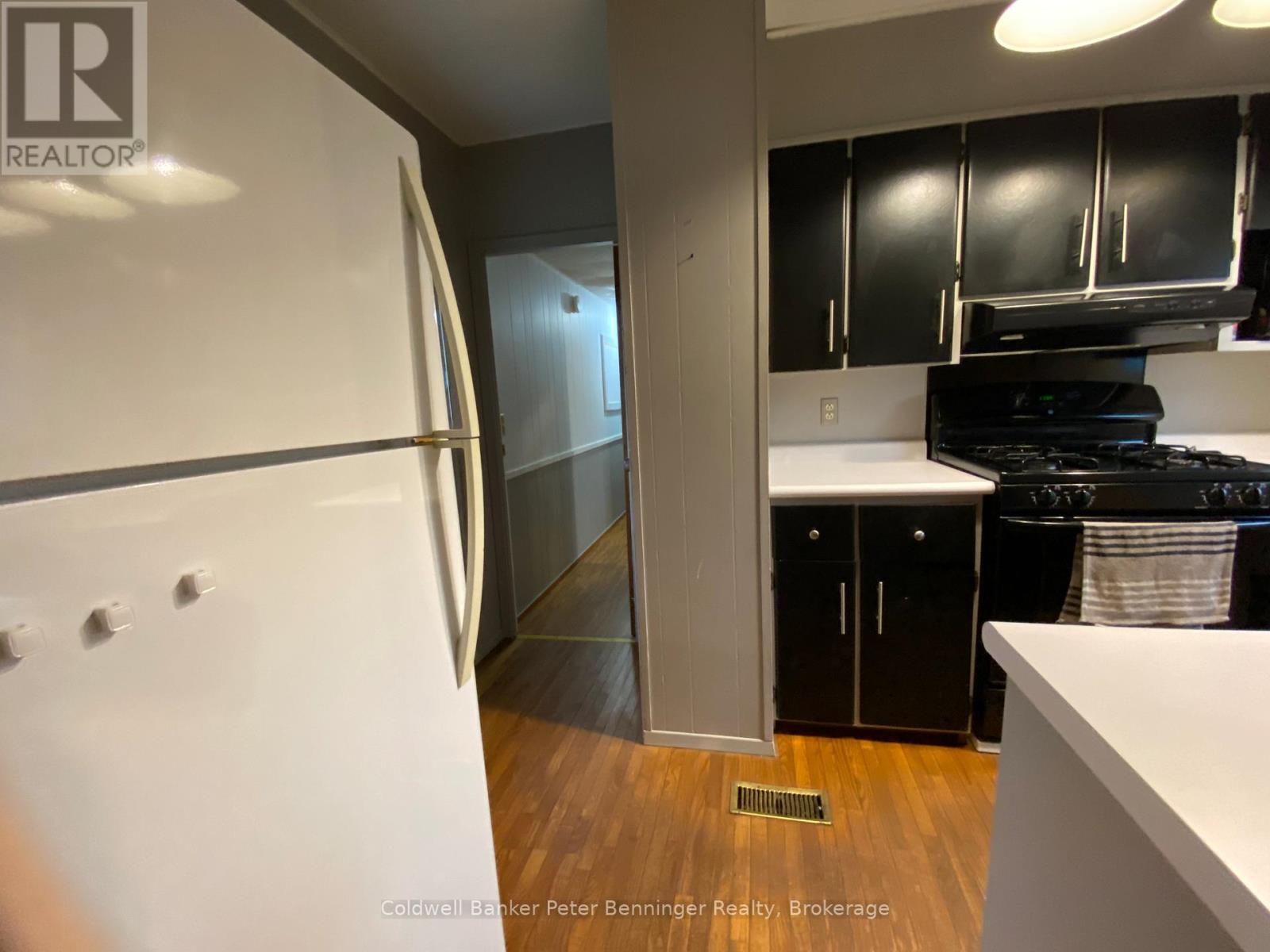 31 Webster Street, Kincardine, Ontario  N0G 2T0 - Photo 9 - X12539562