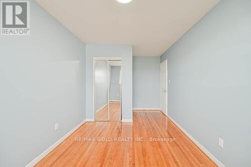 3274 Clara Drive, Mississauga, Ontario  L4T 2C7 - Photo 26 - W12528938