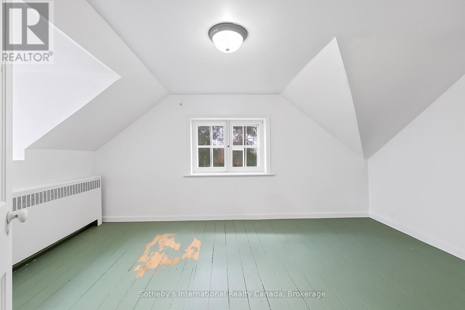 194 Grand River Street N, Brant, Ontario  N3L 2N3 - Photo 35 - X12541082