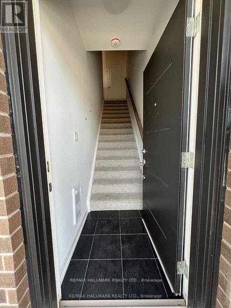 27 - 940 St. David Street N, Centre Wellington, Ontario  N1M 2W3 - Photo 2 - X12540720