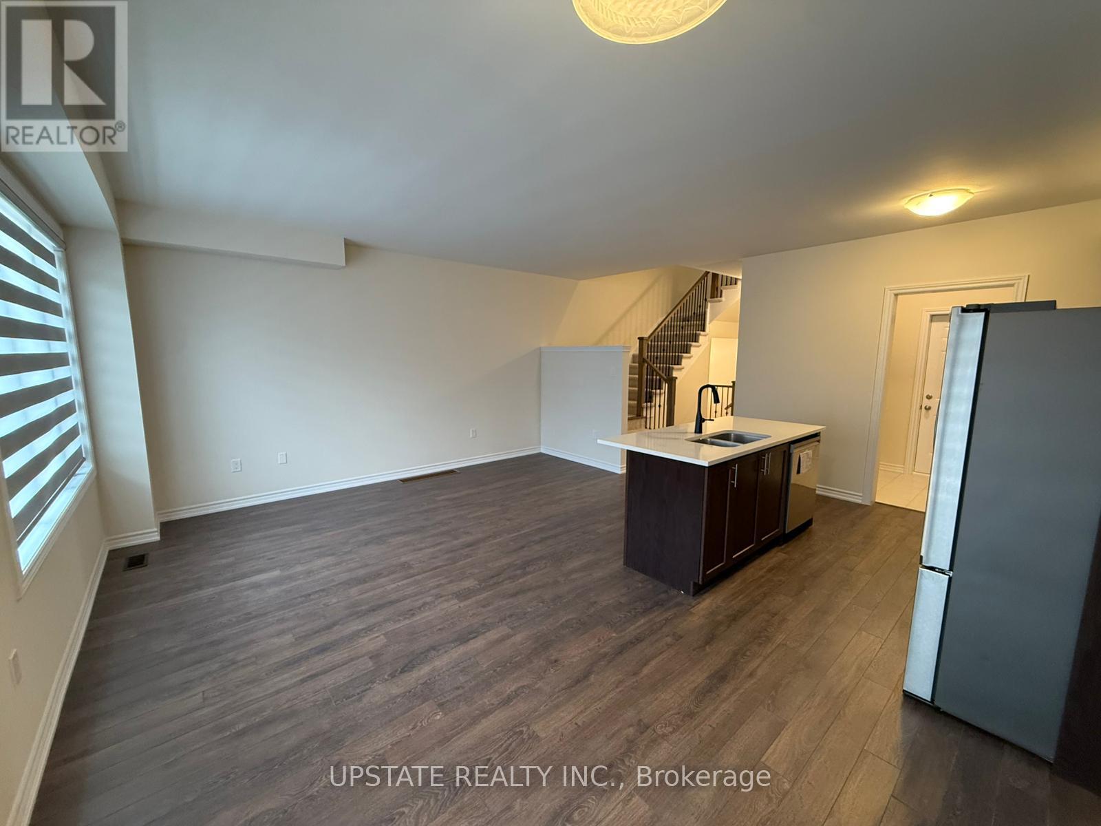 191 Gear Avenue, Erin, Ontario  N0B 1T0 - Photo 4 - X12540770