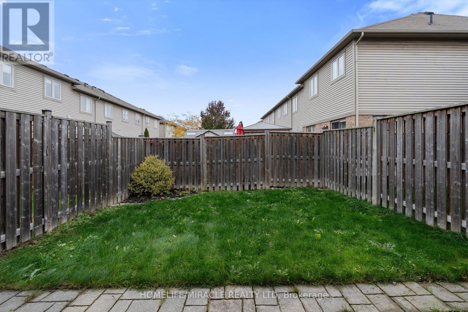 43 - 515 Winston Road, Grimsby, Ontario  L3M 0C8 - Photo 38 - X12540832