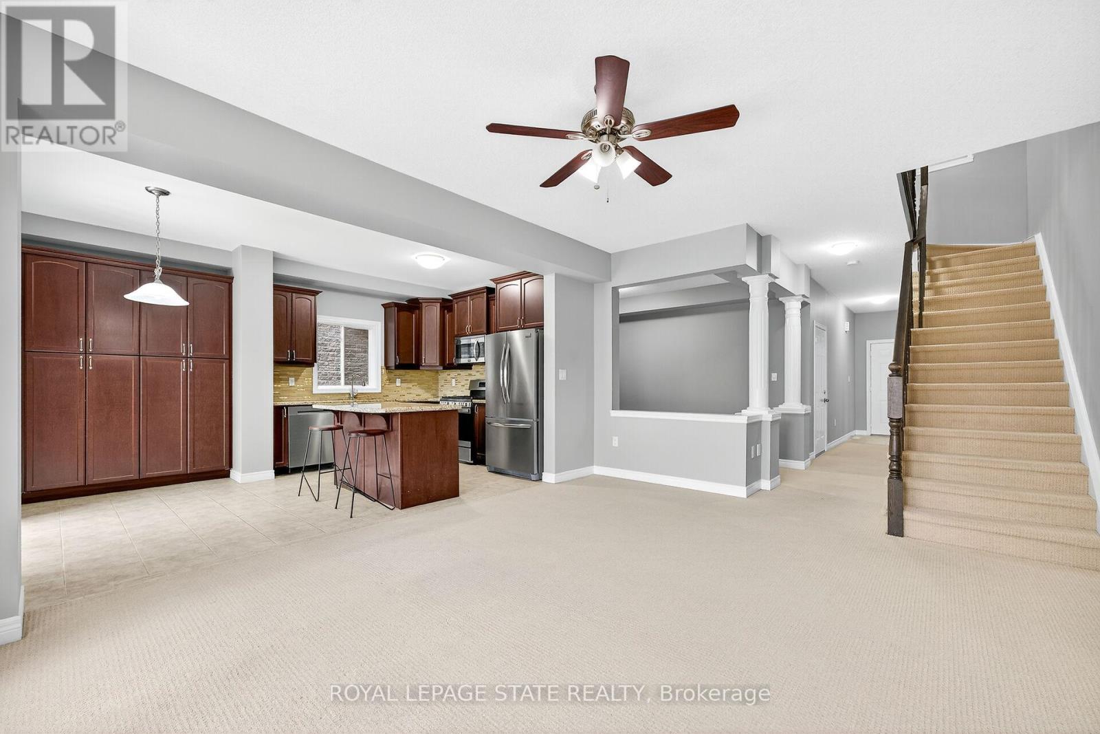 61 Irwin Avenue, Hamilton, Ontario  L9K 0E9 - Photo 4 - X12540840