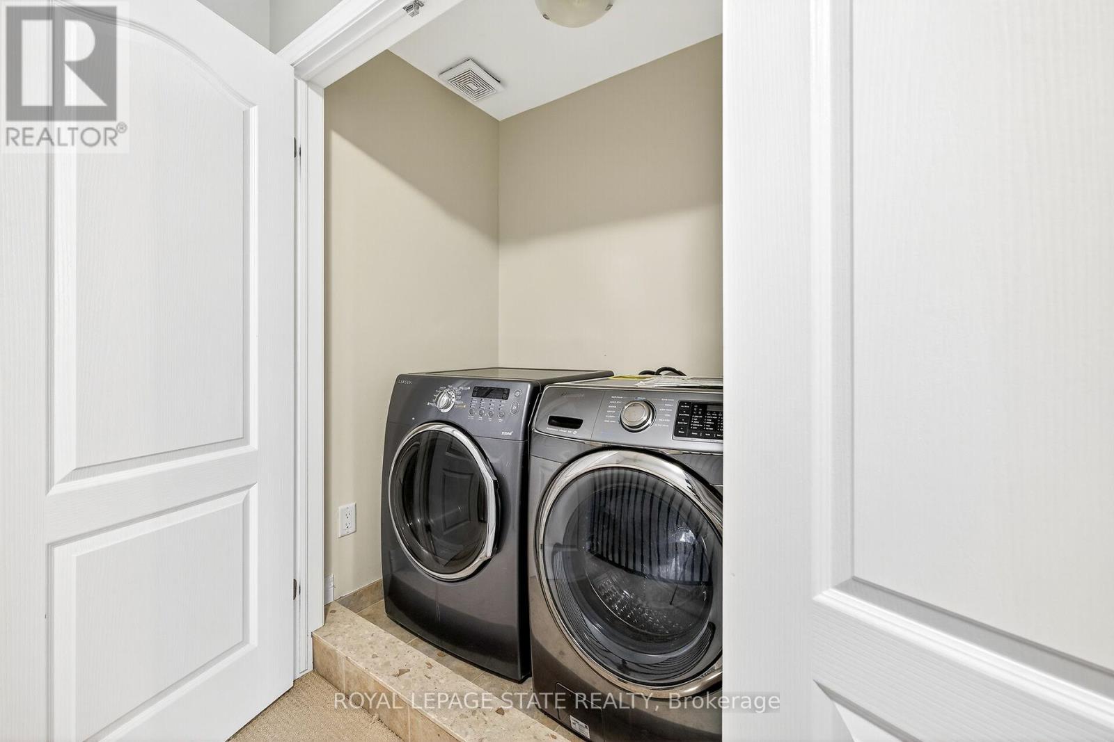 61 Irwin Avenue, Hamilton, Ontario  L9K 0E9 - Photo 42 - X12540840