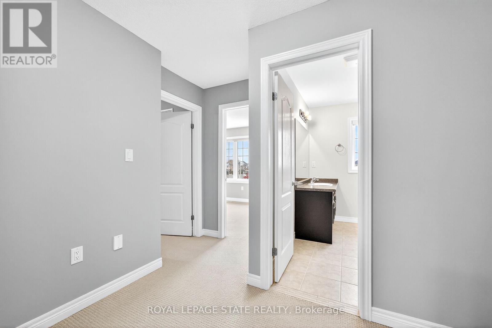 61 Irwin Avenue, Hamilton, Ontario  L9K 0E9 - Photo 43 - X12540840