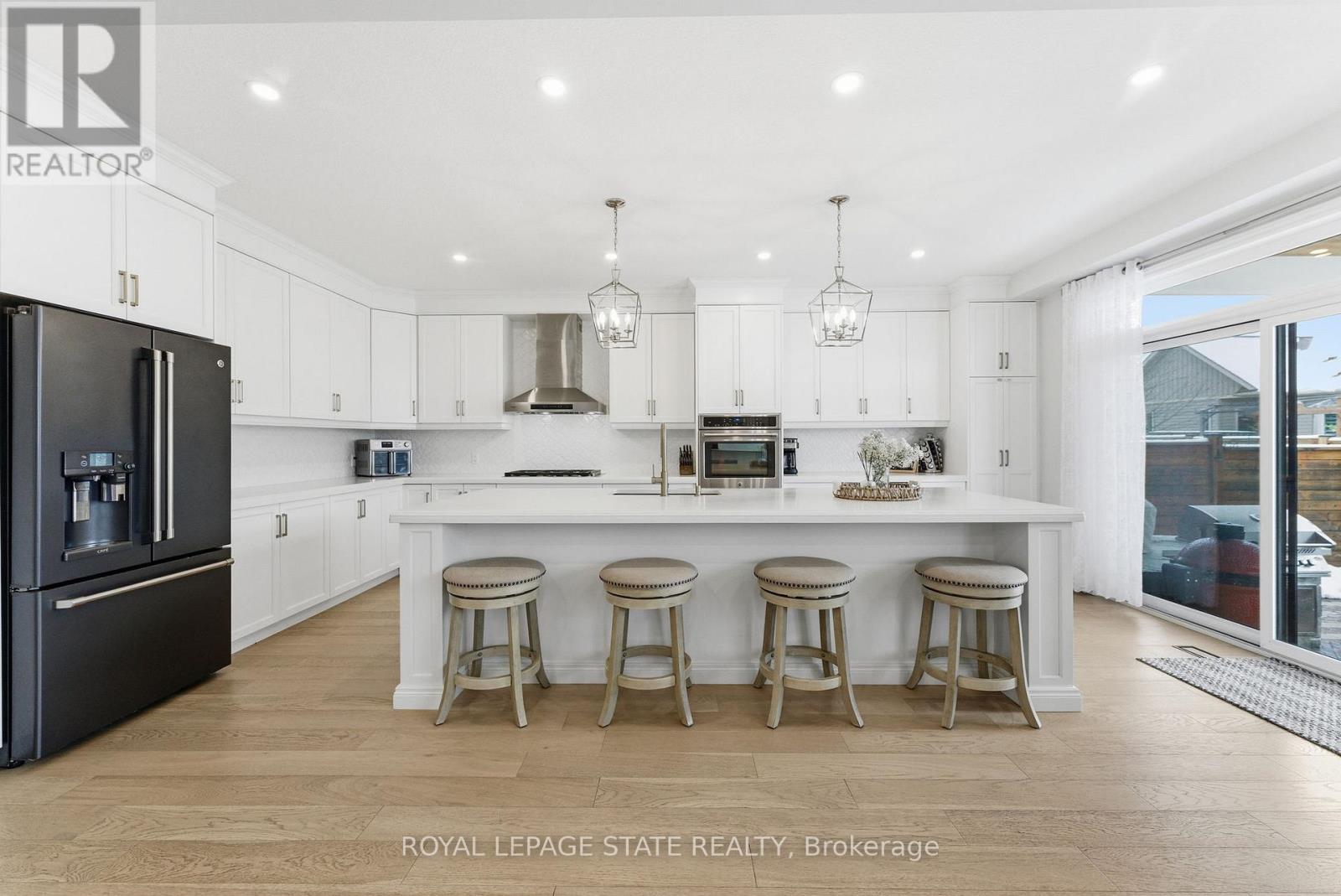 16 Festival Way, Hamilton, Ontario  L0R 1C0 - Photo 15 - X12540848