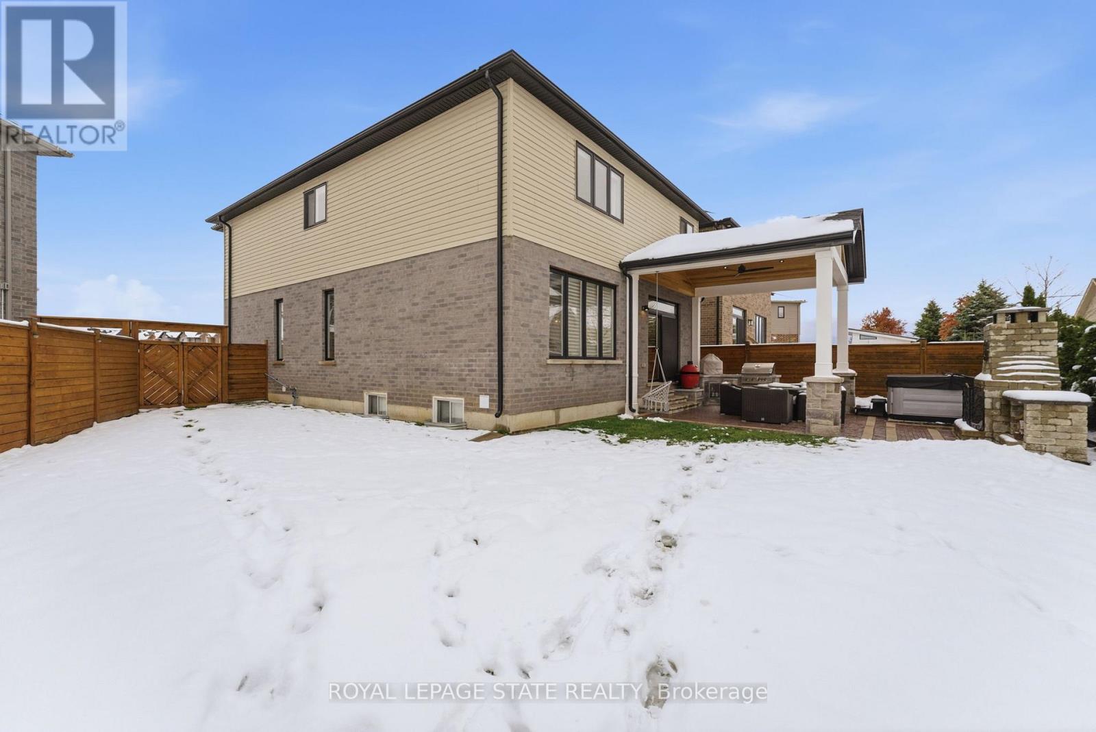 16 Festival Way, Hamilton, Ontario  L0R 1C0 - Photo 48 - X12540848