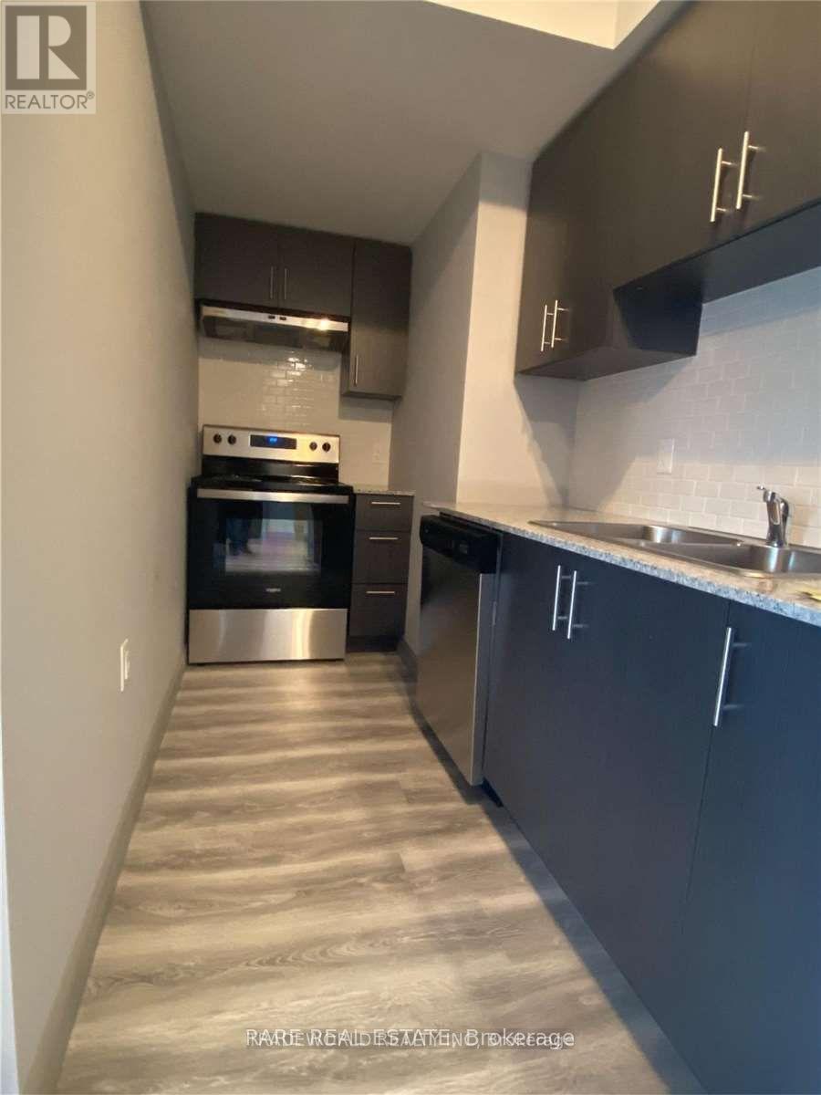 B411 - 275 Larch Street, Waterloo, Ontario  N2L 3R2 - Photo 2 - X12540868