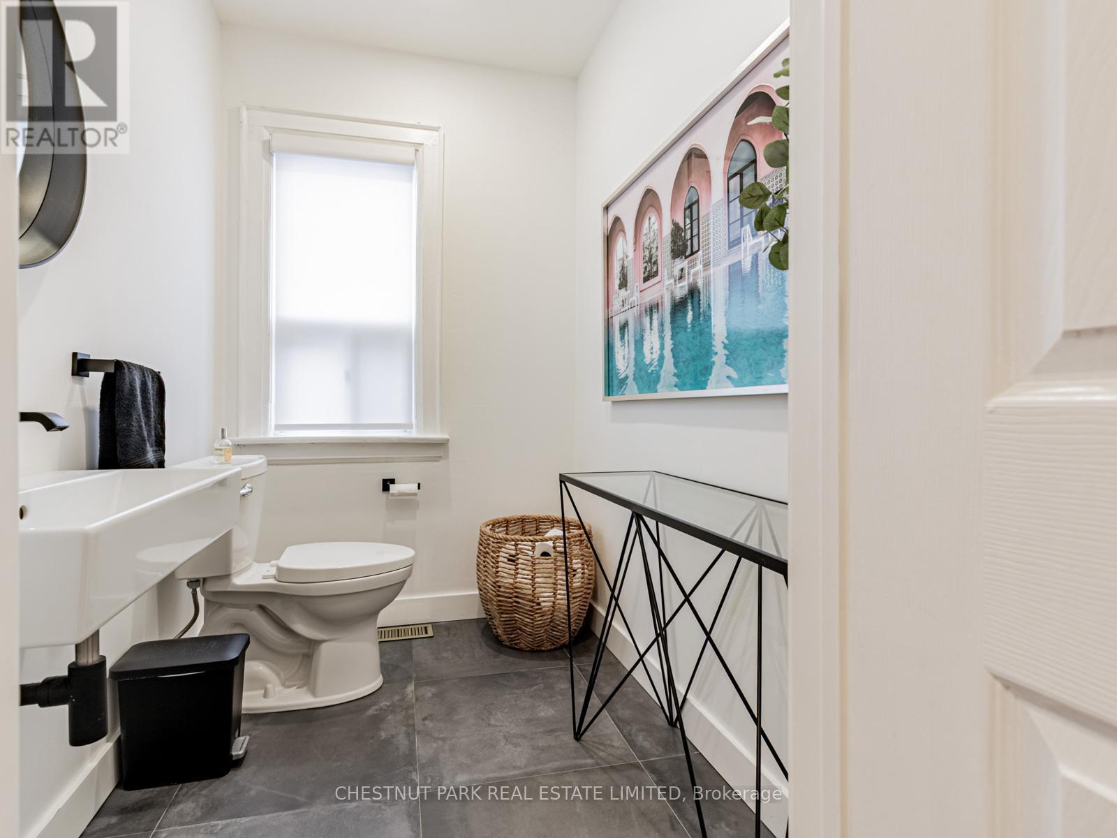 183 Locksley Avenue, Toronto, Ontario  M6B 3N8 - Photo 16 - W12533102