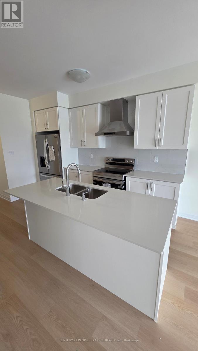 2 Greig Street, Brantford, Ontario  N3T 0W3 - Photo 4 - X12534218