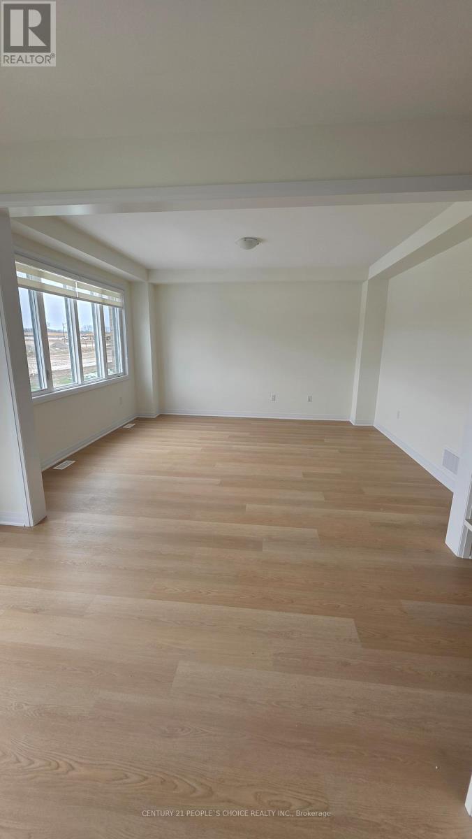 2 Greig Street, Brantford, Ontario  N3T 0W3 - Photo 3 - X12534218