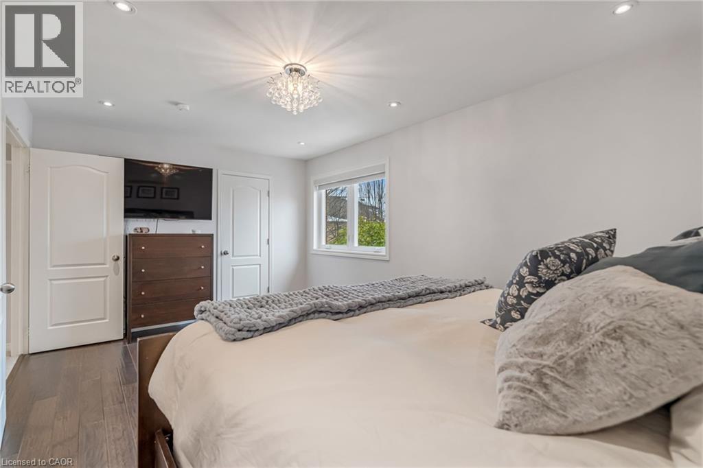 8 Keewaydin Street, Waterdown, Ontario L8B 0K1 - Photo 21 - 40787419