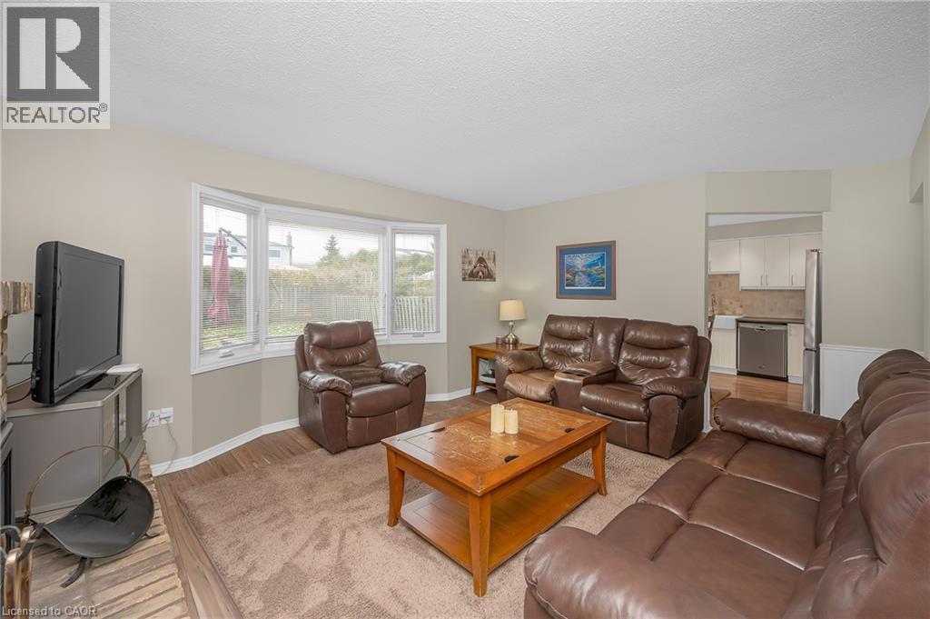 2209 Leominster Drive, Burlington, Ontario  L7P 3W8 - Photo 15 - 40786840