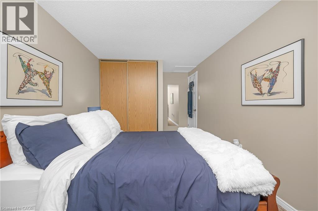 2209 Leominster Drive, Burlington, Ontario  L7P 3W8 - Photo 26 - 40786840