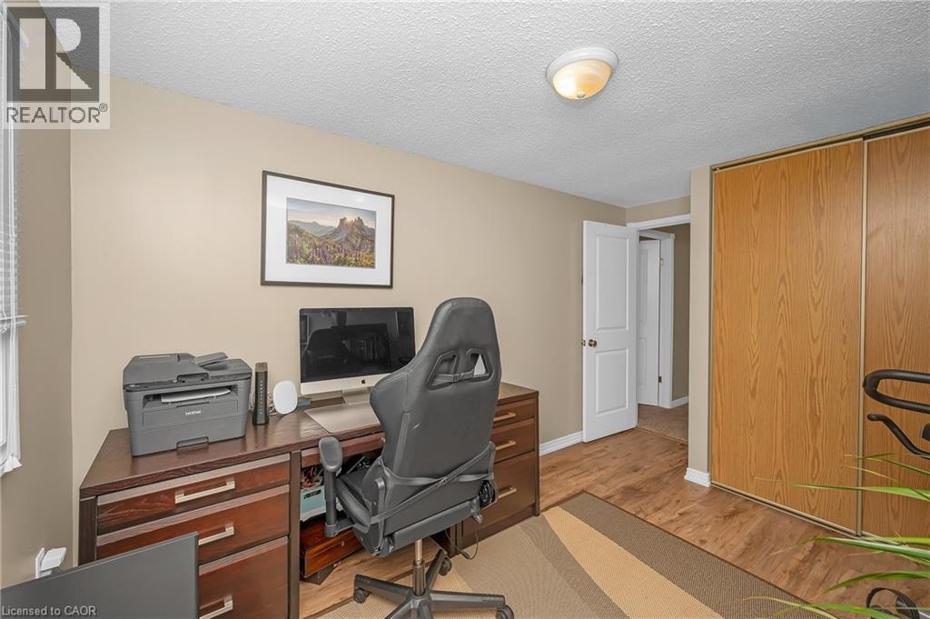 2209 Leominster Drive, Burlington, Ontario  L7P 3W8 - Photo 28 - 40786840