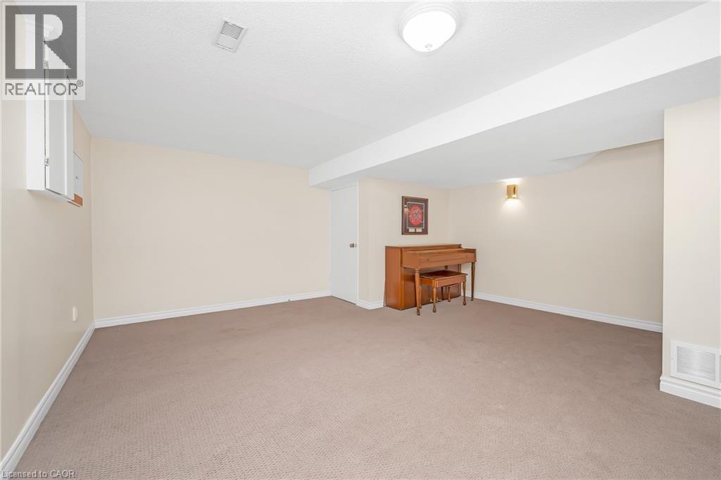 2209 Leominster Drive, Burlington, Ontario  L7P 3W8 - Photo 32 - 40786840