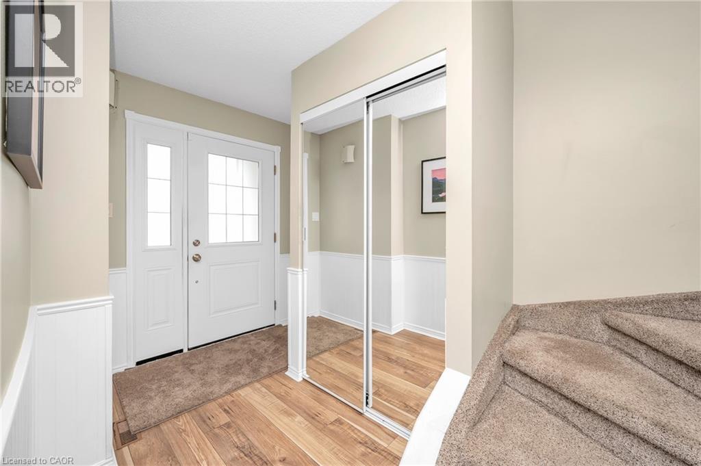 2209 Leominster Drive, Burlington, Ontario  L7P 3W8 - Photo 6 - 40786840