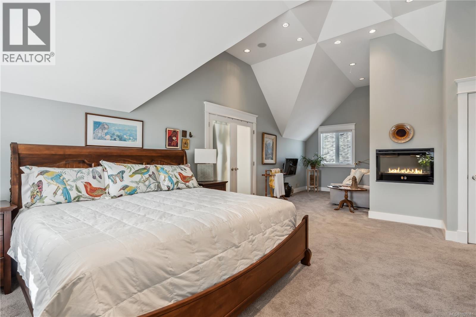 2443 Florence St, Oak Bay, British Columbia  V8R 5E7 - Photo 25 - 1020381