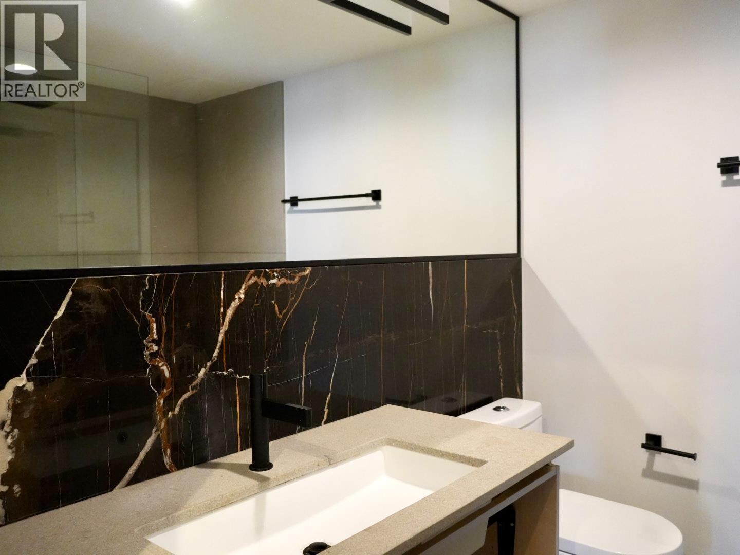 3d 328 Taylor Way, West Vancouver, British Columbia  V7T 2Y4 - Photo 7 - R3067073