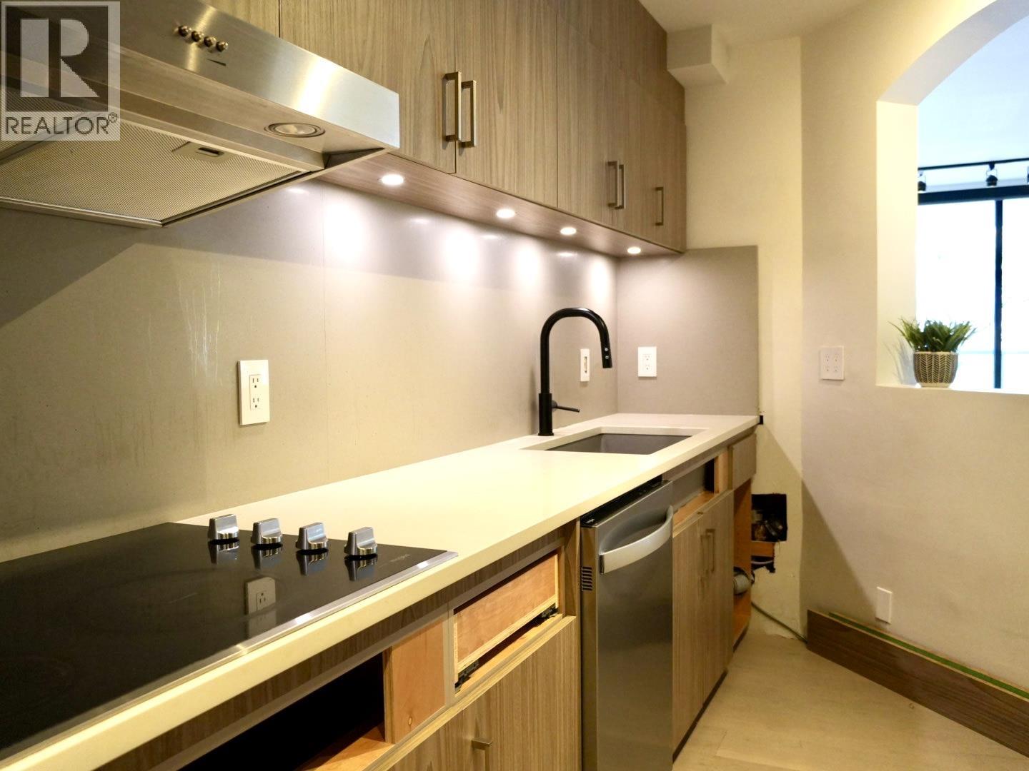 3d 328 Taylor Way, West Vancouver, British Columbia  V7T 2Y4 - Photo 9 - R3067073