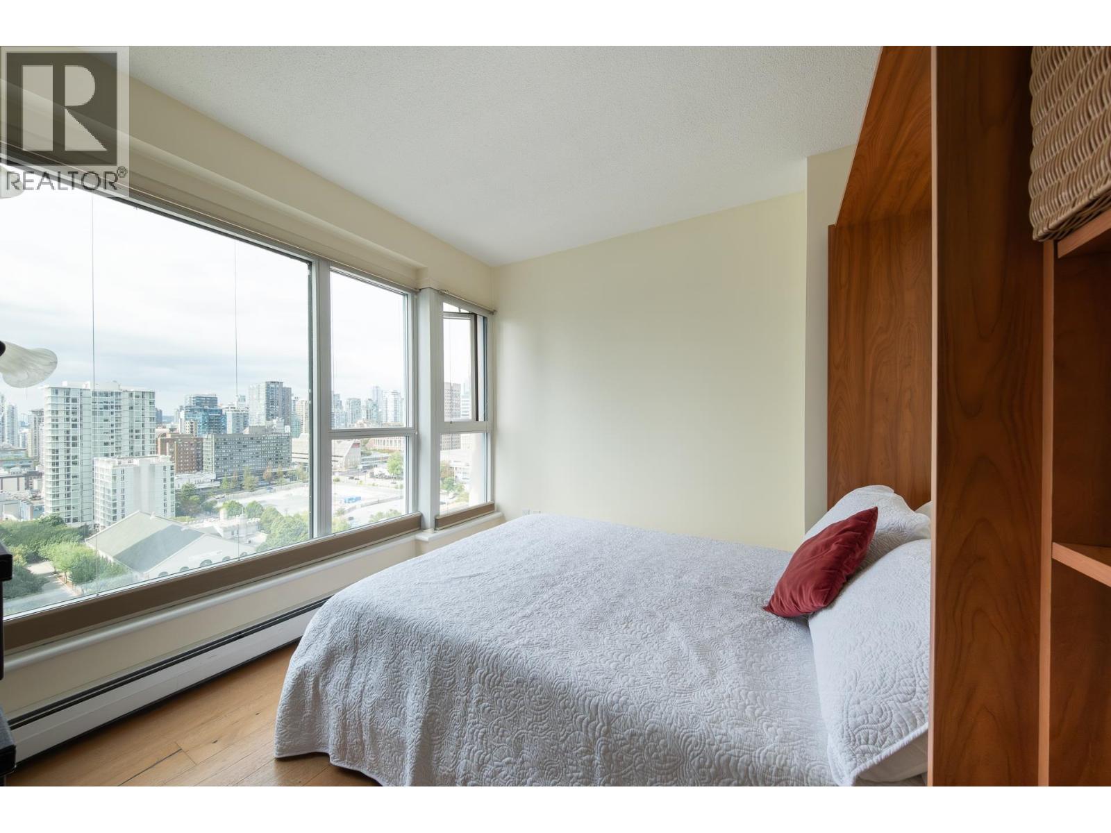 2204 183 Keefer Place, Vancouver, British Columbia  V6B 6B9 - Photo 14 - R3035632