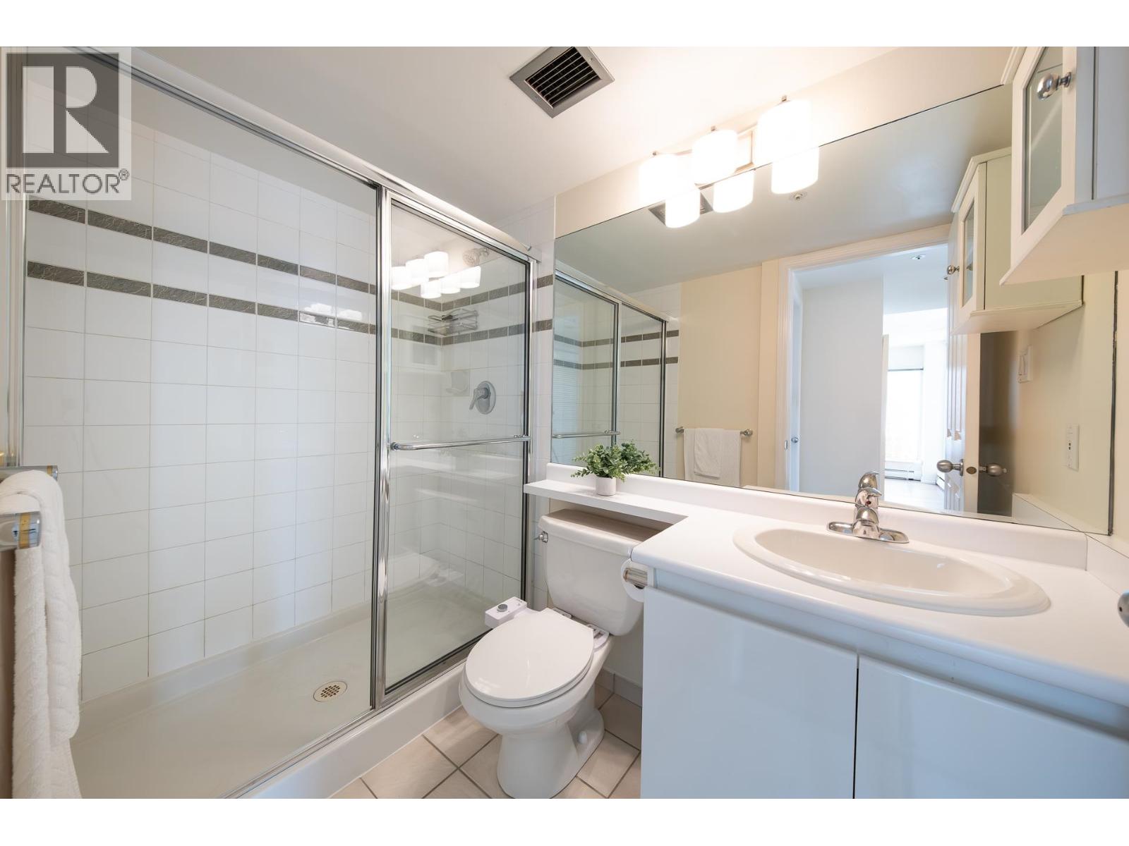 2204 183 Keefer Place, Vancouver, British Columbia  V6B 6B9 - Photo 32 - R3035632