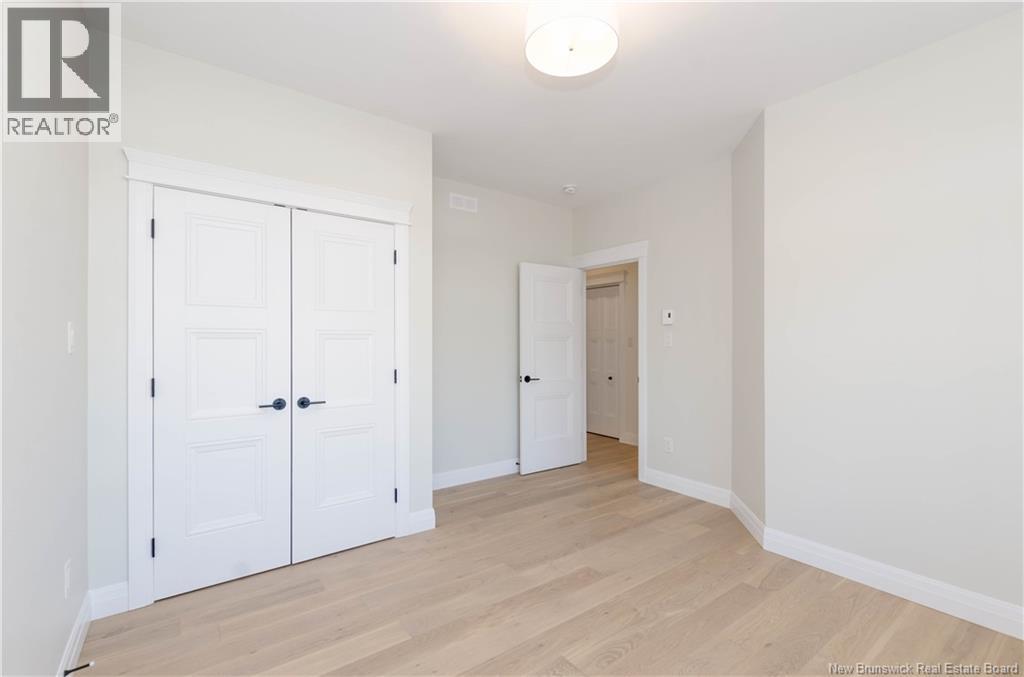 546 Royal Oaks Boulevard, Moncton, New Brunswick  E1H 3S7 - Photo 3 - NB129860