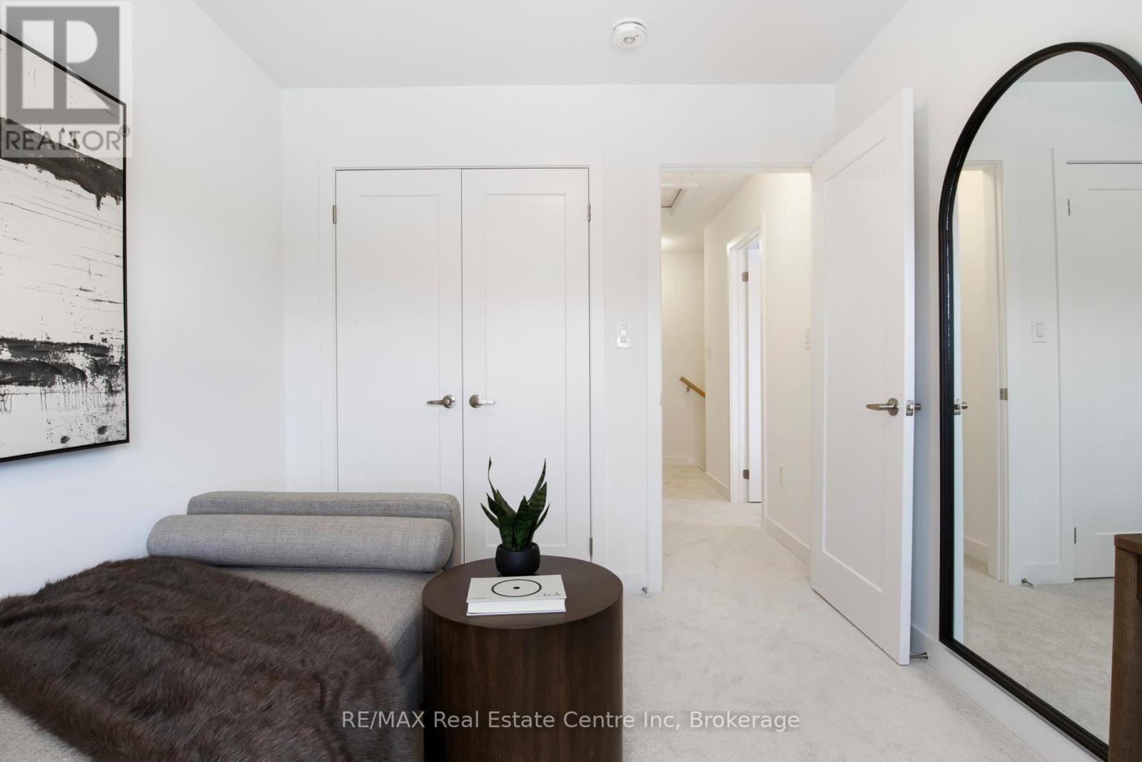 8 - 940 St.david Street N, Centre Wellington, Ontario N1M 2W3 - Photo 12 - X12541114