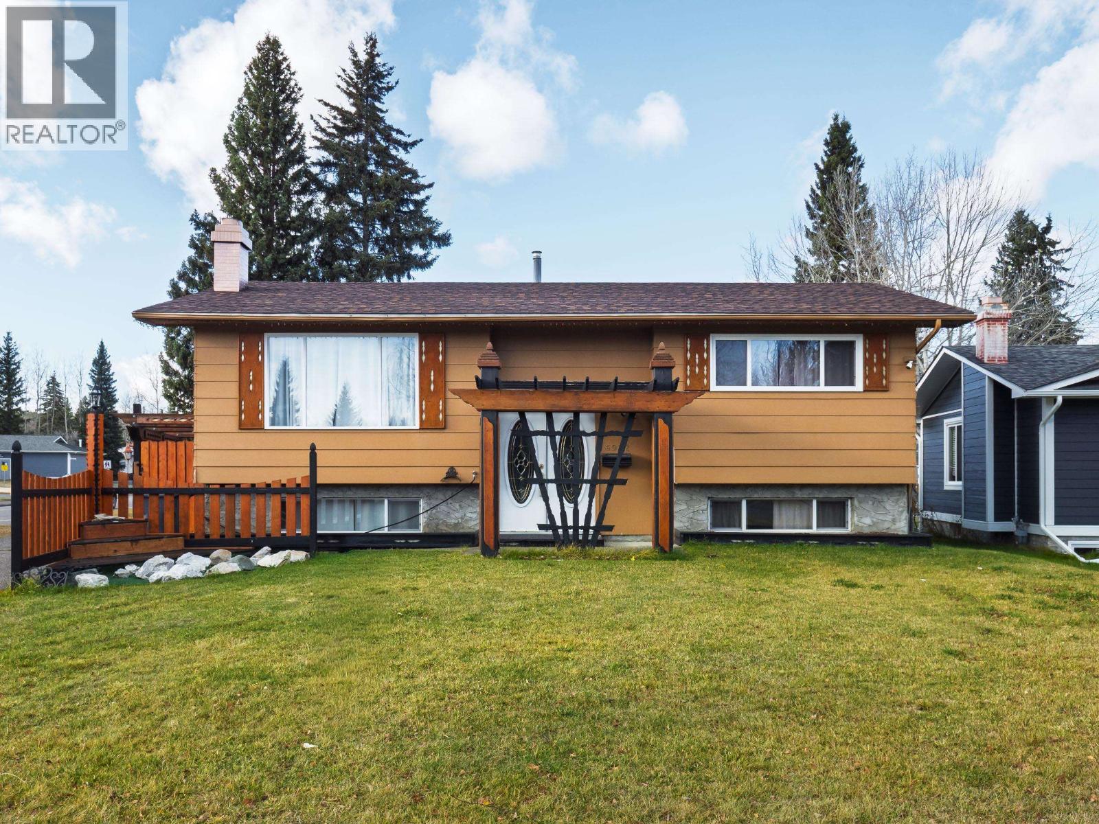 6922 FAIRMONT CRESCENT, Prince George, British Columbia