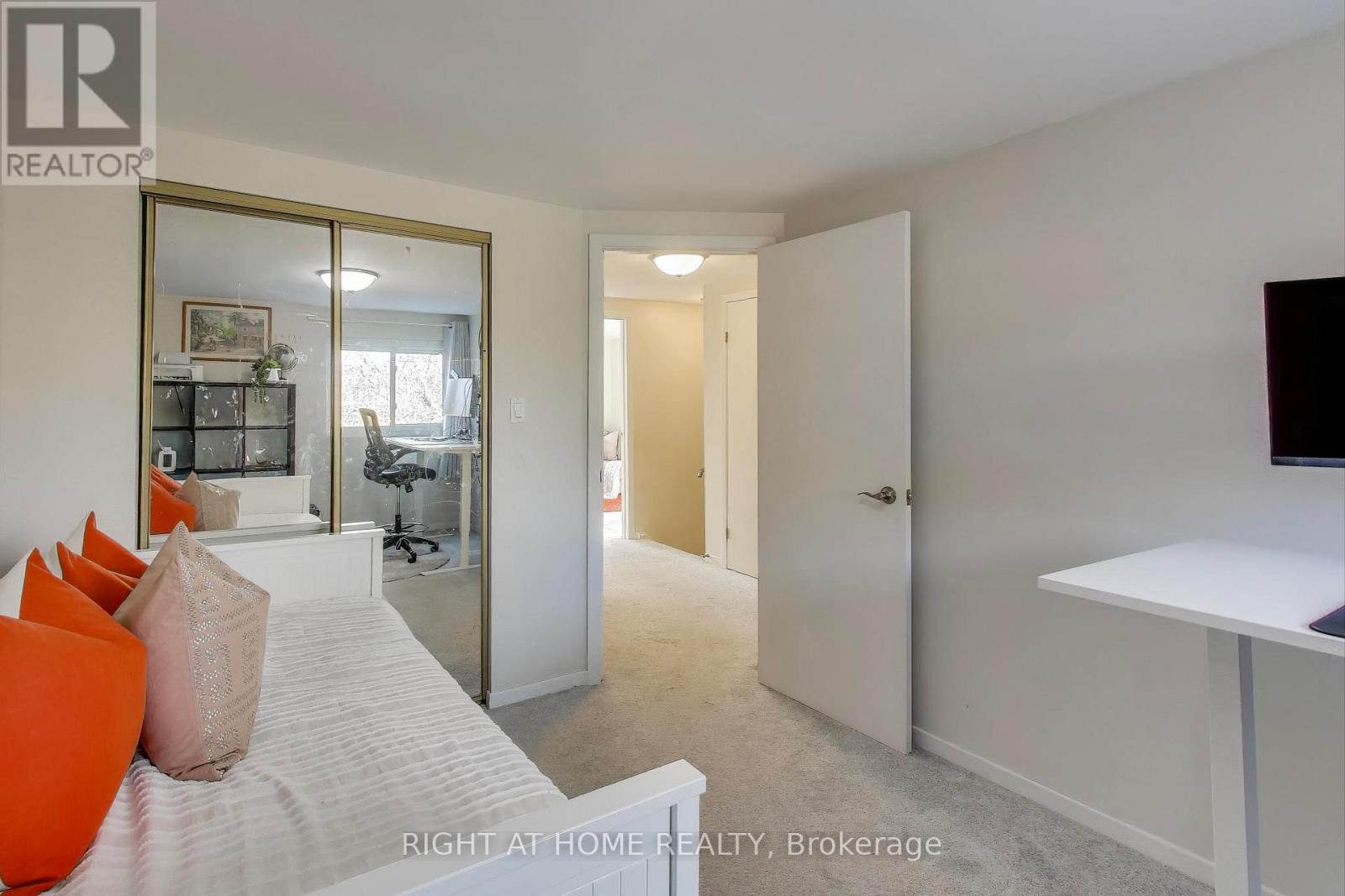 408 Camelot Court, Oshawa, Ontario L1G 6P7 - Photo 14 - E12539462