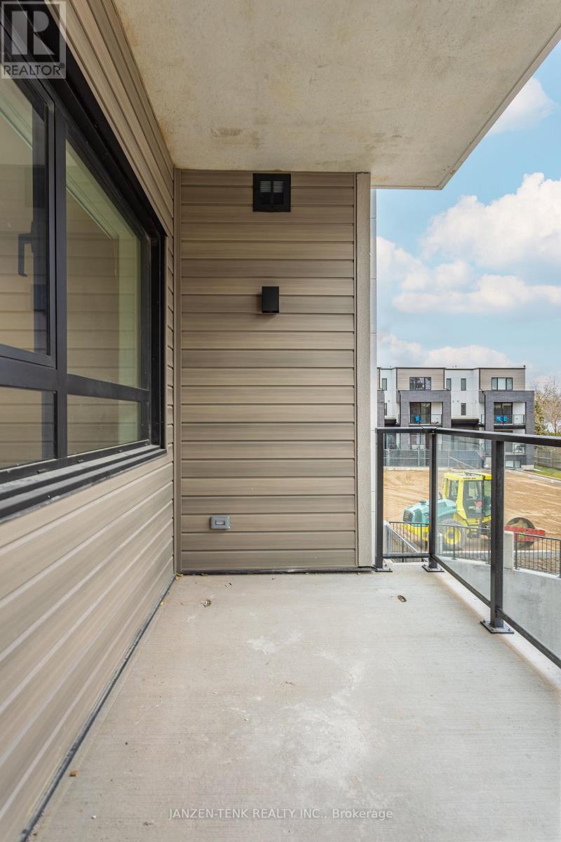 208 - 1150 Fanshawe Park Road E, London North, Ontario  N5X 3Z8 - Photo 13 - X12358057