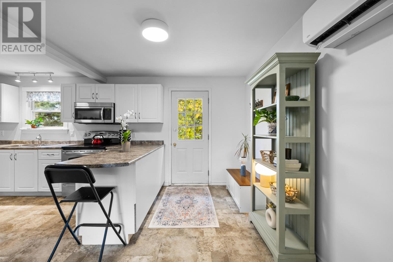 82 Newland Crescent, Charlottetown, Prince Edward Island C1A 4H7 - Photo 18 - 202527840