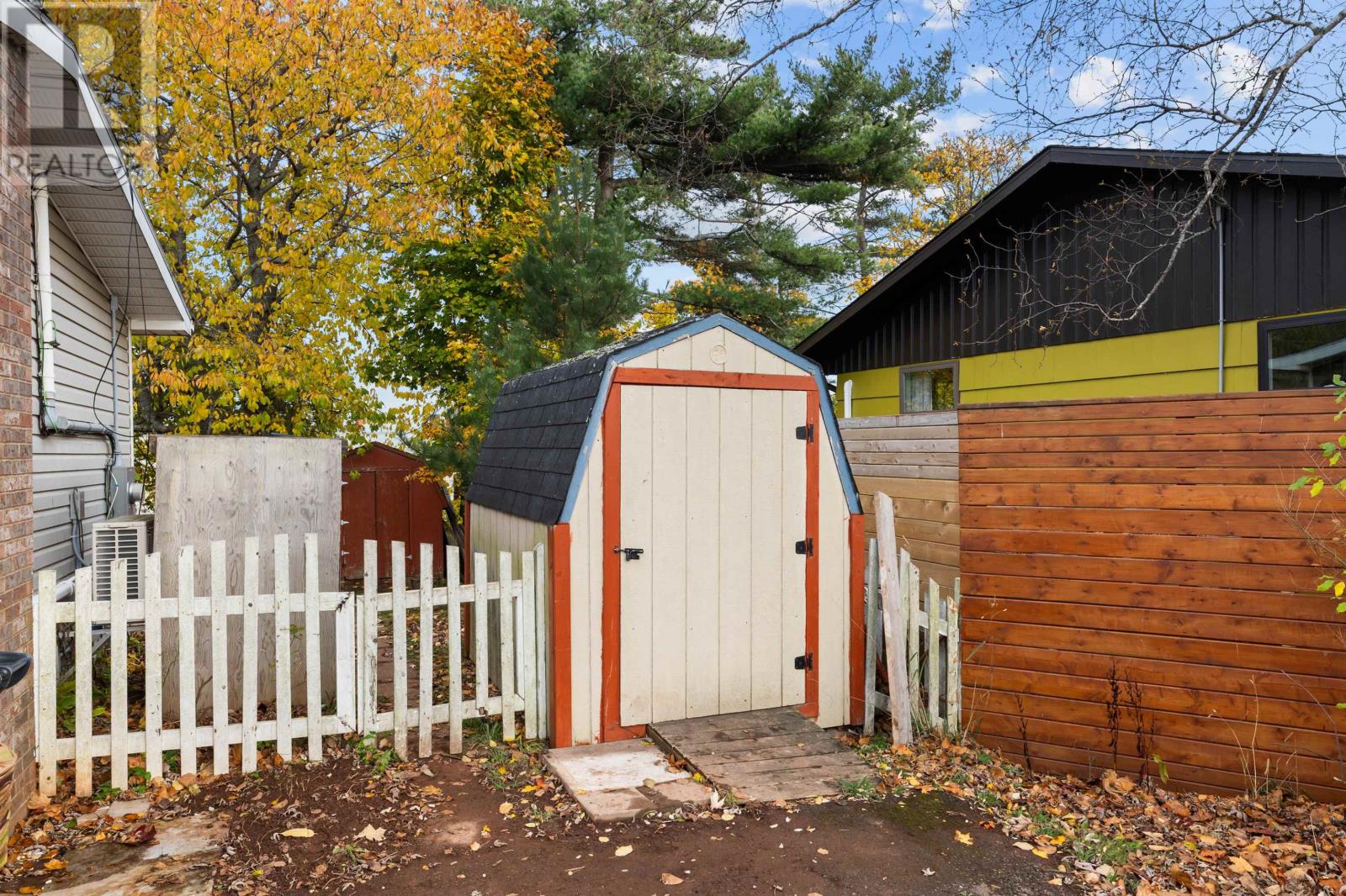 82 Newland Crescent, Charlottetown, Prince Edward Island C1A 4H7 - Photo 36 - 202527840