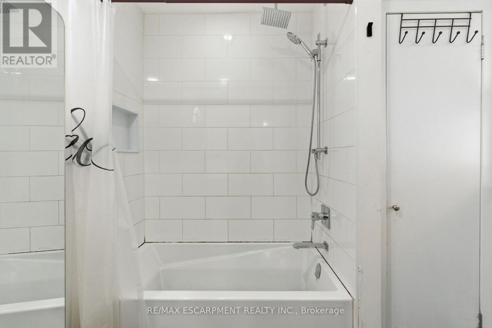 797 Highway 6, Haldimand, Ontario  N3W 1M5 - Photo 16 - X12533090