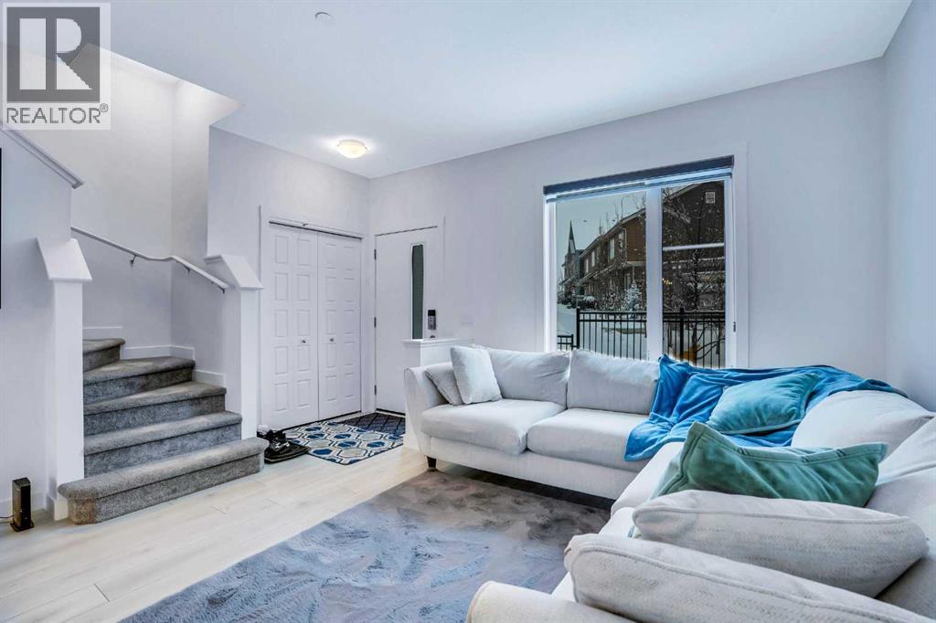 160 Livingston Common Ne, Calgary, Alberta  T3P 1K1 - Photo 6 - A2242012