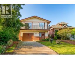 3003 SUNNYHURST ROAD, North Vancouver, British Columbia