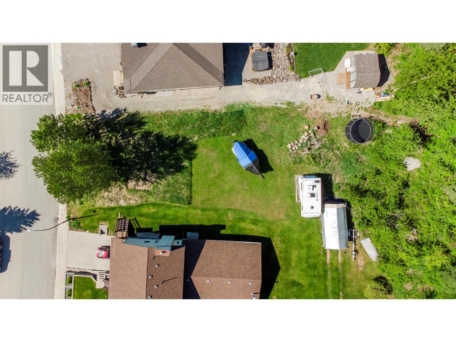 30 Aspen Crescent, Fernie, British Columbia  V0B 1M5 - Photo 5 - 10369063